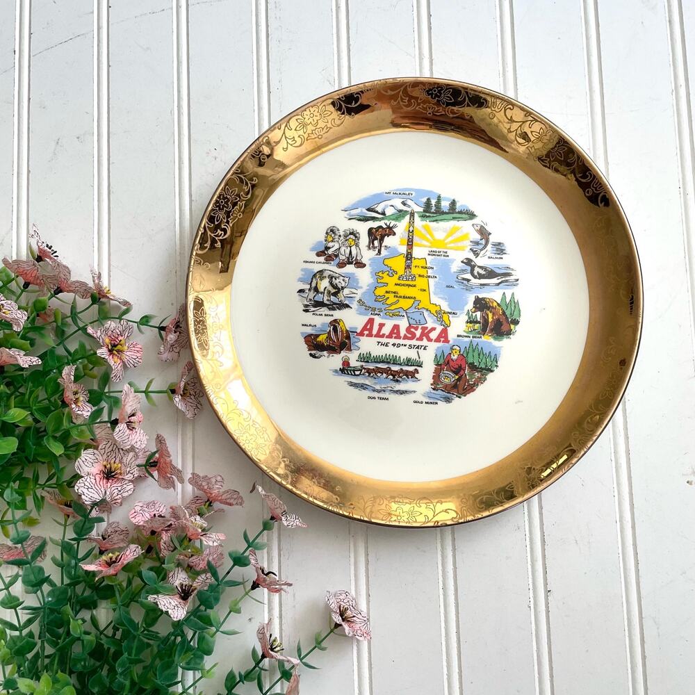 Vintage Souvenir State Plate Hometown Gallery Wall ALASKA Gold Etched Rim